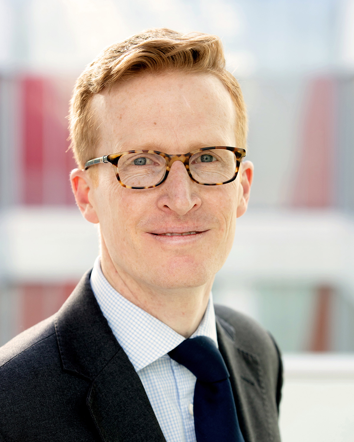 john_houlden_-_10x8_150dpi_rgb_-_headshots