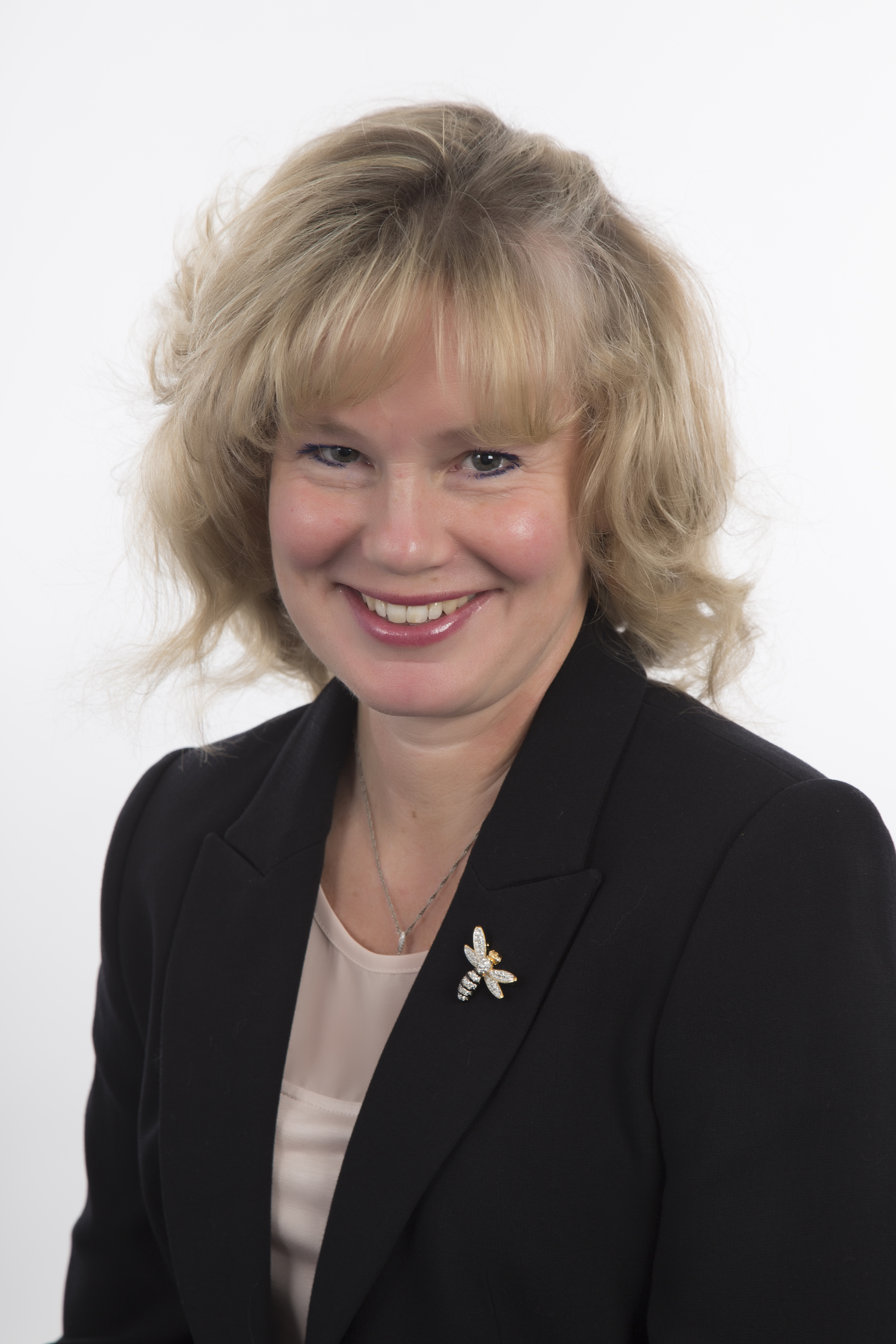 sarah_plumridge_managing_partner_and_property_solicitor_parrott_coales